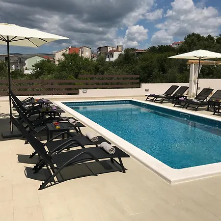 Apartment Vujic- Dolac