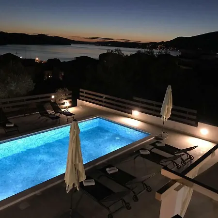 Apartment Vujic- Dolac